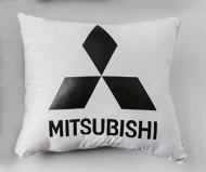 Автомобильная подушка 30 х 35 см "MITSUBISHI"