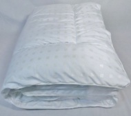 Одеяло 1,5 сп шёлк в тике 150 гр/м